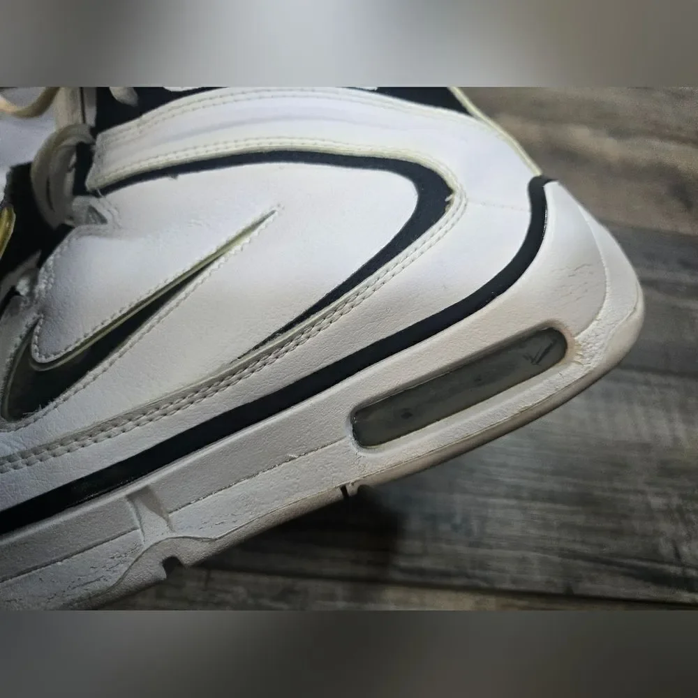 Nike Air Elite Basketball Athletic Sneakers Womens 9 Mens 7.5 White Black